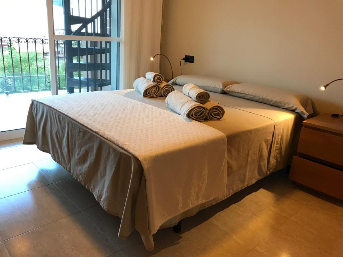 شقة Precioso Atico En Complejo Residencial Con Piscina Sant Carlos de la Ràpita المظهر الخارجي الصورة