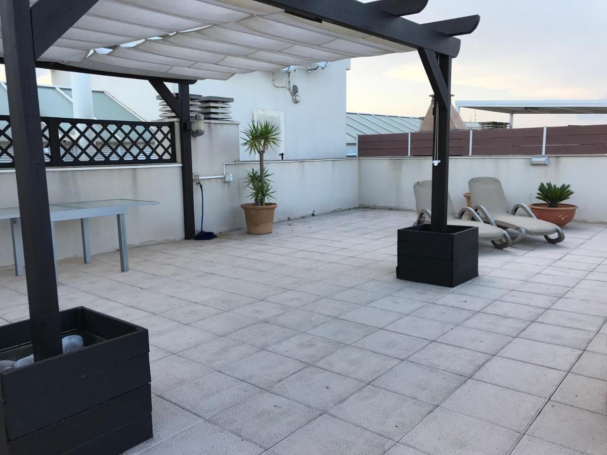 شقة Precioso Atico En Complejo Residencial Con Piscina Sant Carlos de la Ràpita المظهر الخارجي الصورة